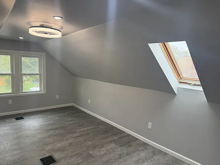1050 Bulen Ave — Photo 32