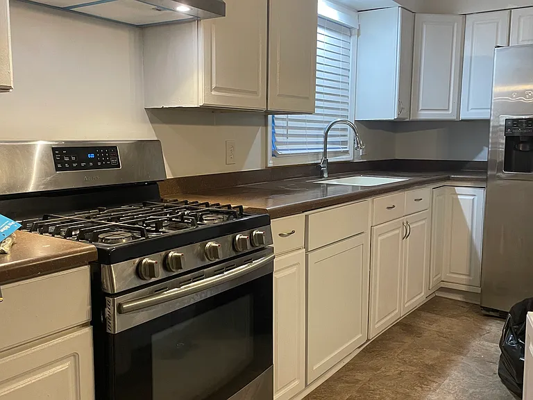 3905 Sparta Dr — Photo 4