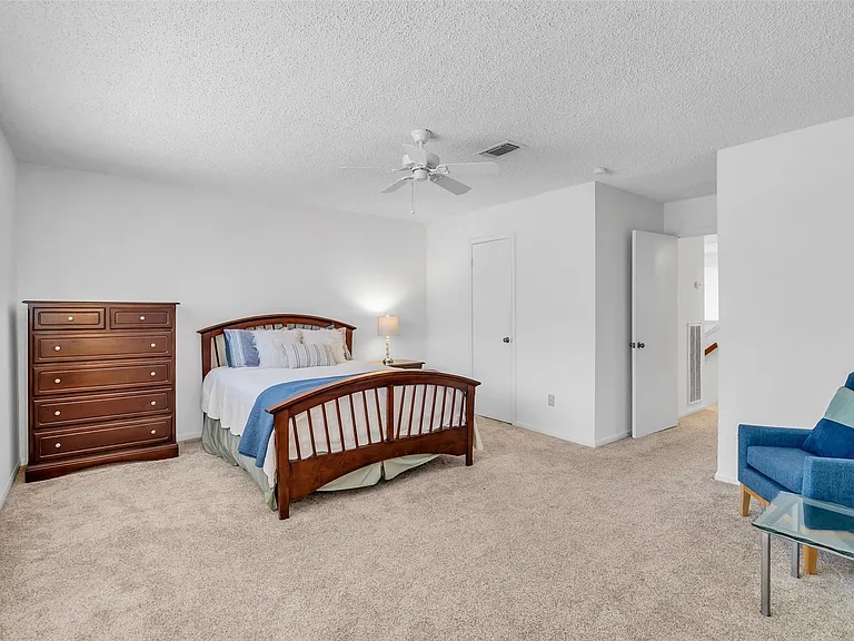13740 Hollowgreen Dr #605 — Photo 25