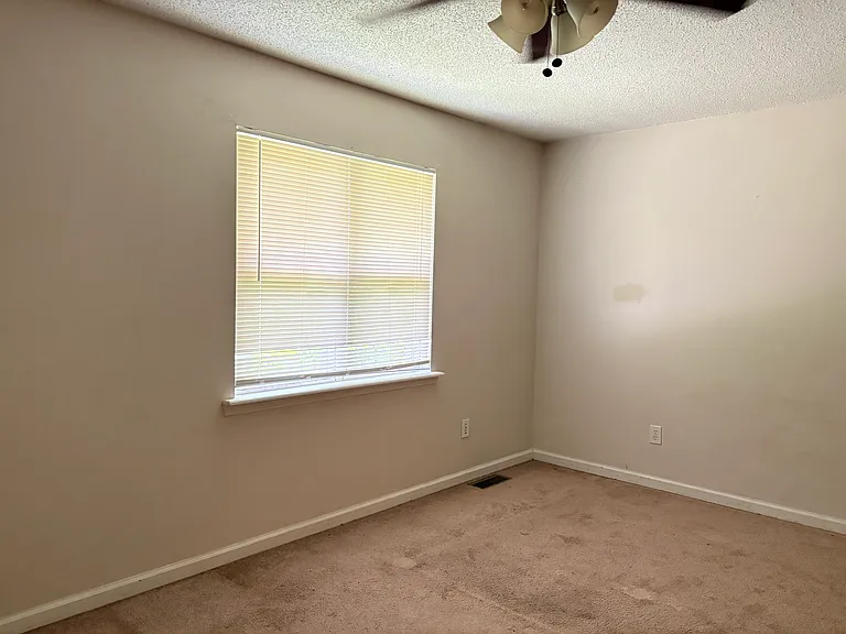 409 S Beech St #2 — Photo 6