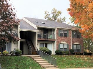 19 Baldwin Ct, Basking Ridge, NJ 07920