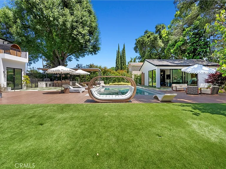 5050 Arundel Dr — Photo 31