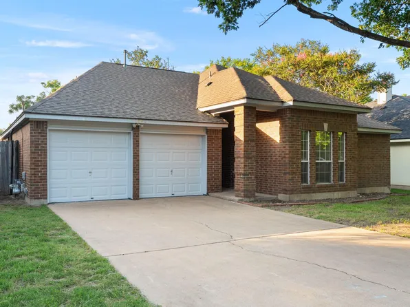 2802 Alexander Dr, Leander, TX 78641