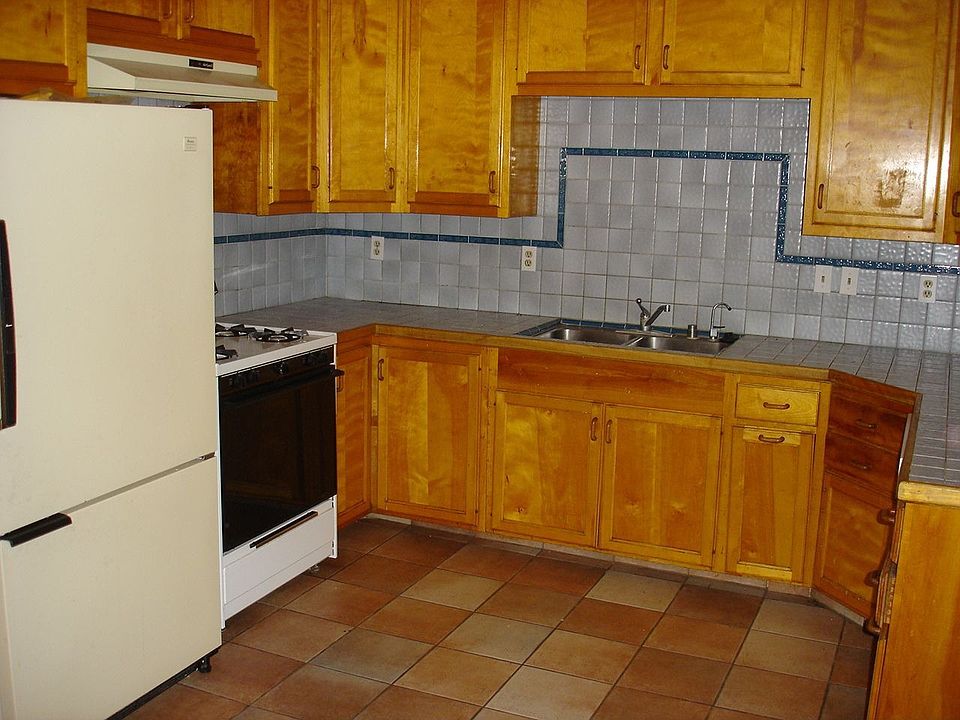 2nd image of 3151 Manda Dr