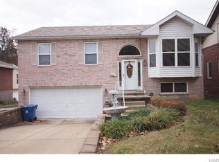 8824 Burton Ave, Saint Louis, MO 63114