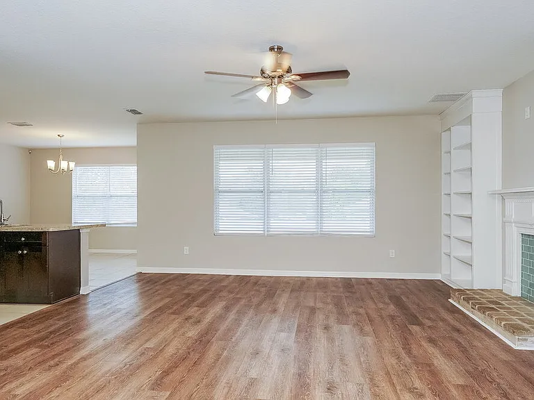 102 Serenola Ct — Photo 3