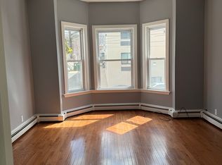 6 W Eagle St #1, Boston, MA 02128