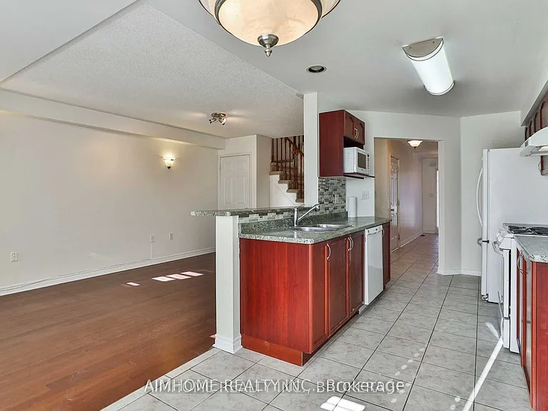 348 Kittridge Rd — Photo 11