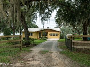 838 Lake Shore Ter, Interlachen, FL 32148