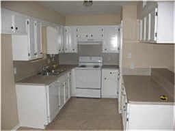 2nd image of 210 N Forest Dr