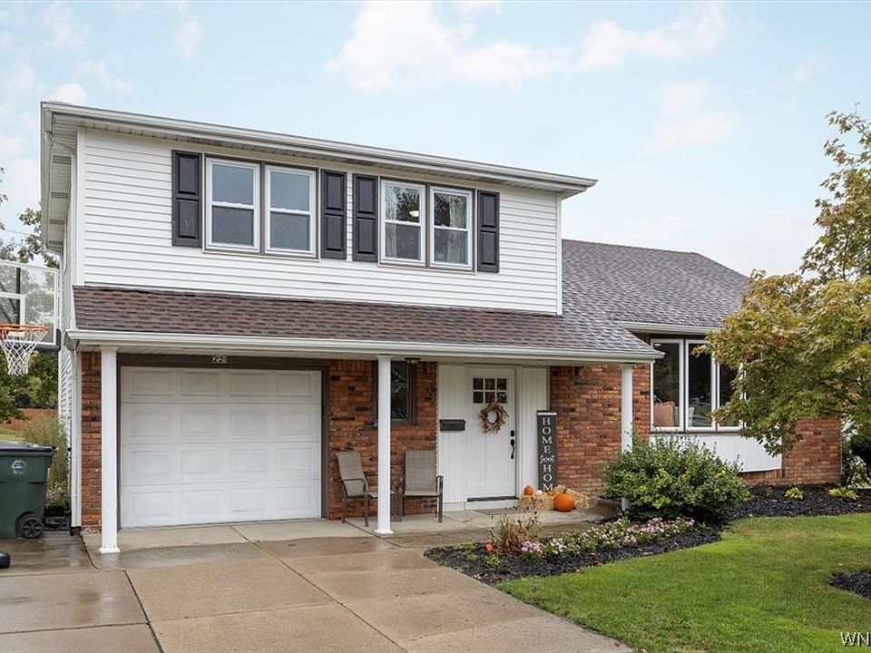1st image of 221 Marrano Dr