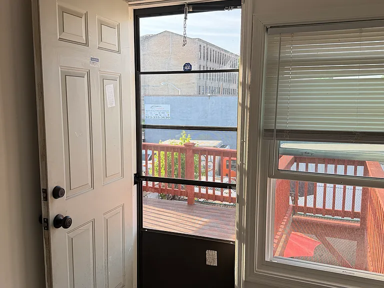 61 Tyler St #B — Photo 17