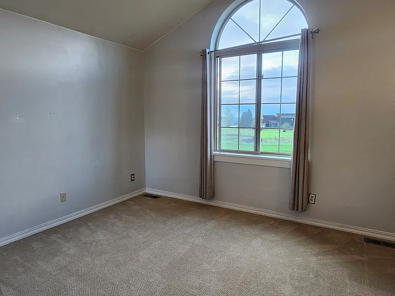 8105 Alamosa Ln — Photo 22