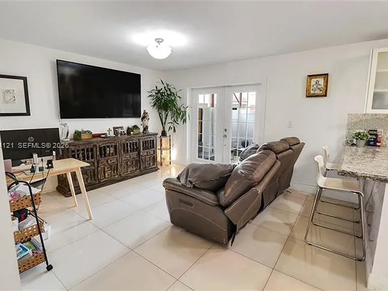 17920 NW 68th Ave #Townhouse 31 — Photo 9