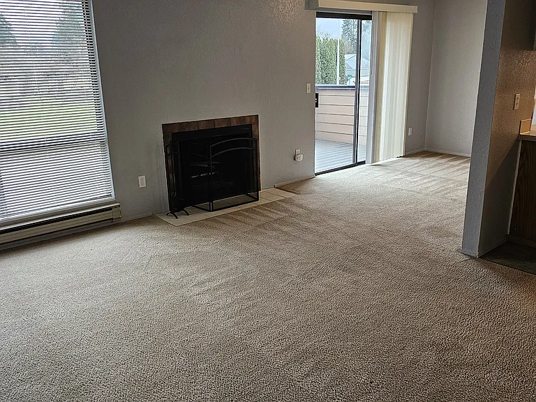 2830 D Pl SE #D — Photo 1