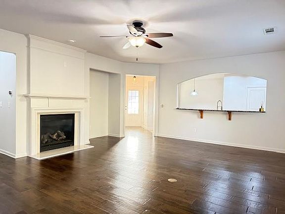 5th image of 4955 Kings Common Way