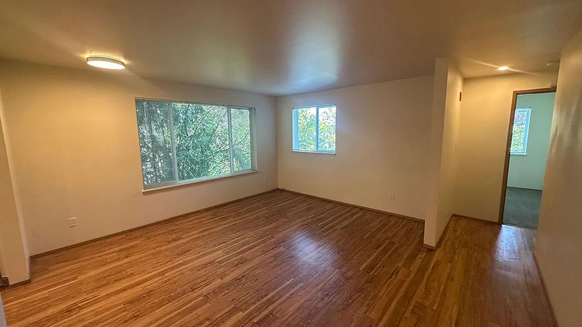 Building Photo - 3210 SW Avalon Way