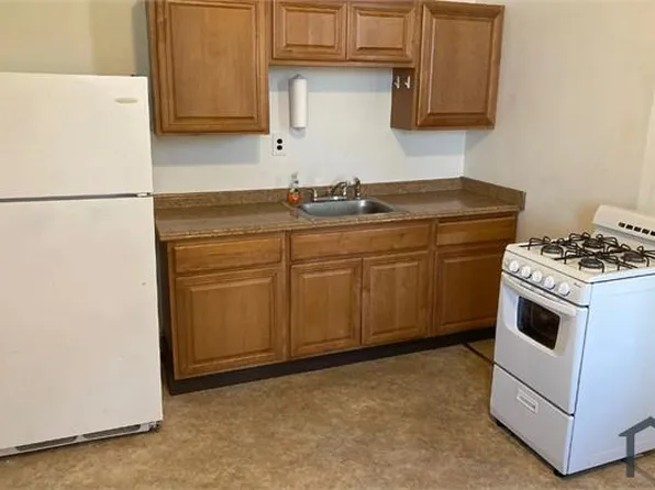 2215 Brookfield Ave APT 1, Baltimore, MD 21217