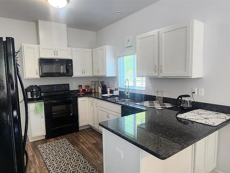29574 Woodpark Cir — Photo 8