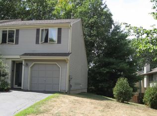 26 Uplands Way, Glastonbury, CT 06033
