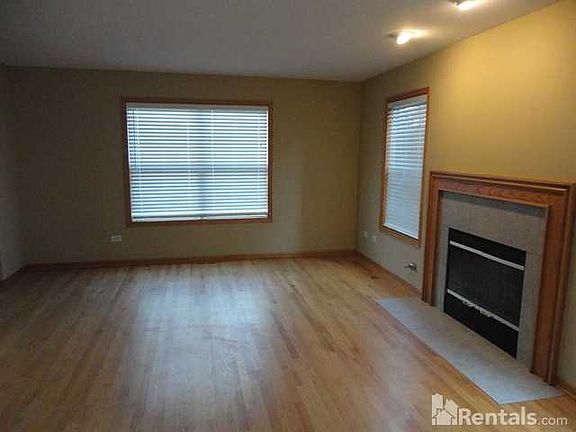 3rd image of 522 Kresswood Dr