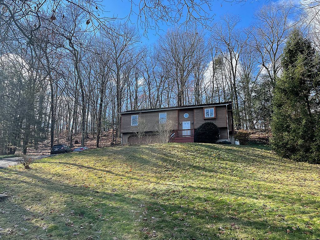 8 Linden Ln, New Milford, CT 06776 | Zillow