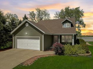 7316 E Wind Lake Rd, Wind Lake, WI 53185