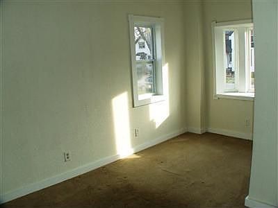 5th image of 149 Kline Ave