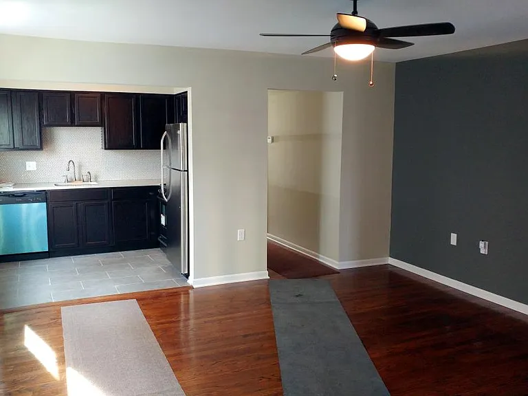 2217 W 39th Ave — Photo 2