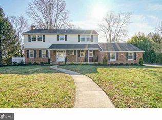 156 Forest Rd, Moorestown, NJ 08057