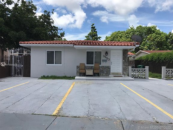 2nd image of 3990 SW 11th St #3992