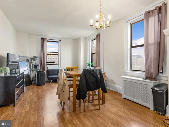 1324 Locust St, Philadelphia, PA