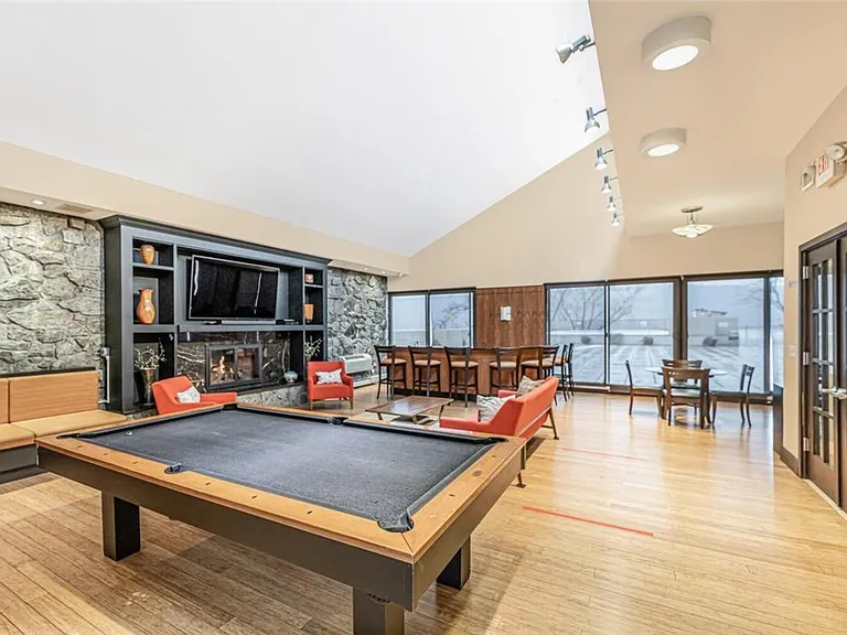 1155 Warburton Ave #8Y — Photo 18