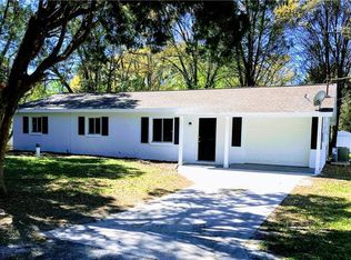 18604 Walker Rd, Lutz, FL 33549