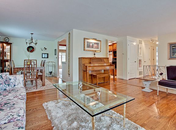 5th image of 1631 Kingston Ln