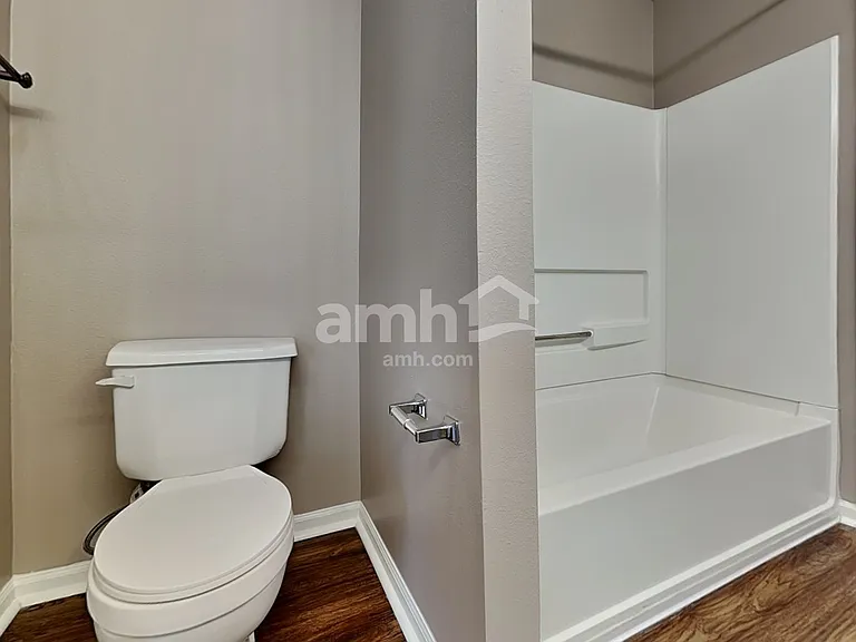 1355 Round Lake Rd — Photo 15