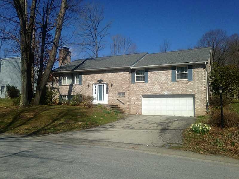 1st image of 170 Hermitage Cir