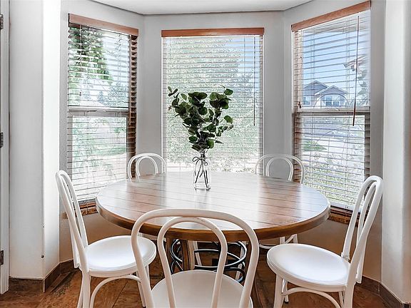 5th image of 8045 Interlaken Dr
