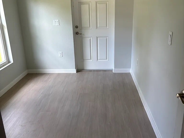 Sandcastle Pines Apartments — Photo 19