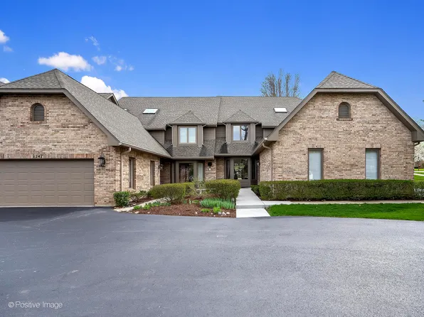 1245 Prestwick Ln, Itasca, IL 60143