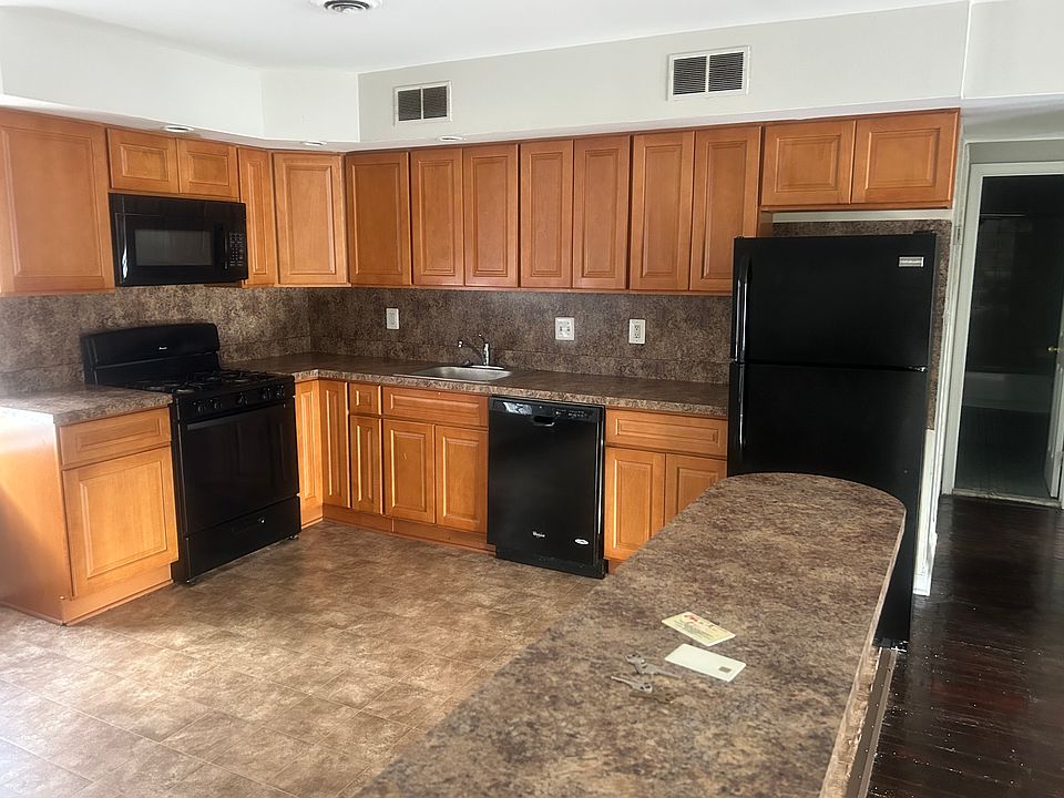 1st image of 4149 Ridge Ave #1A