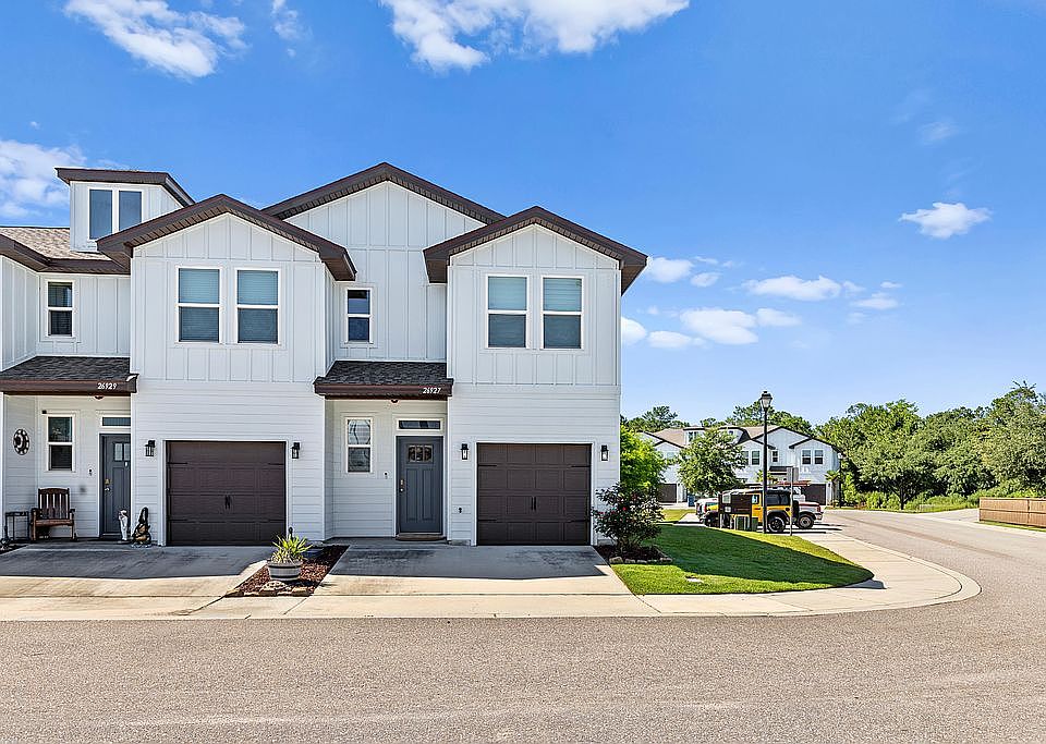 1st image of 26927 Spyglass Dr
