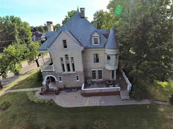 113 School Street, Concord, NH 03301