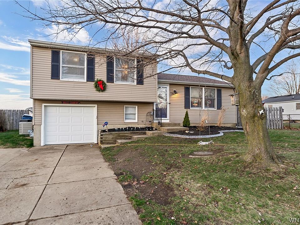 1st image of 1324 Crescent Dr