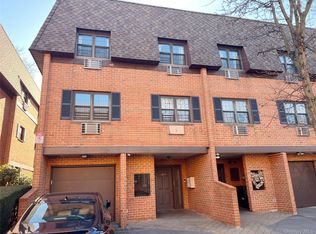 21974 64th Avenue #239, Oakland Gardens, NY 11364