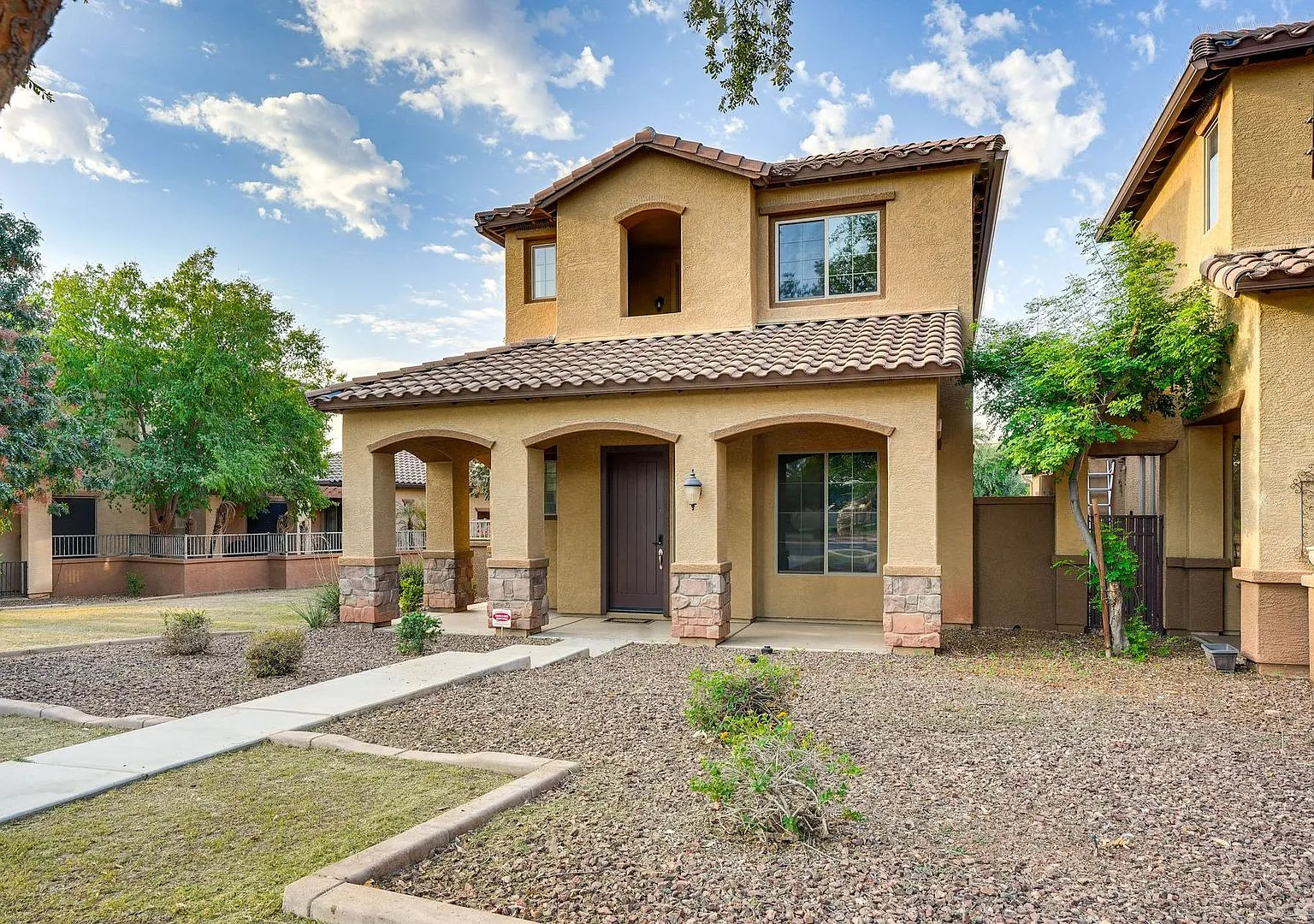 Ideal 3 Br 2.5 Ba 2 Car Garage Home with Near I-10 and Litchfield Rd in Litchfield Park — Photo 1