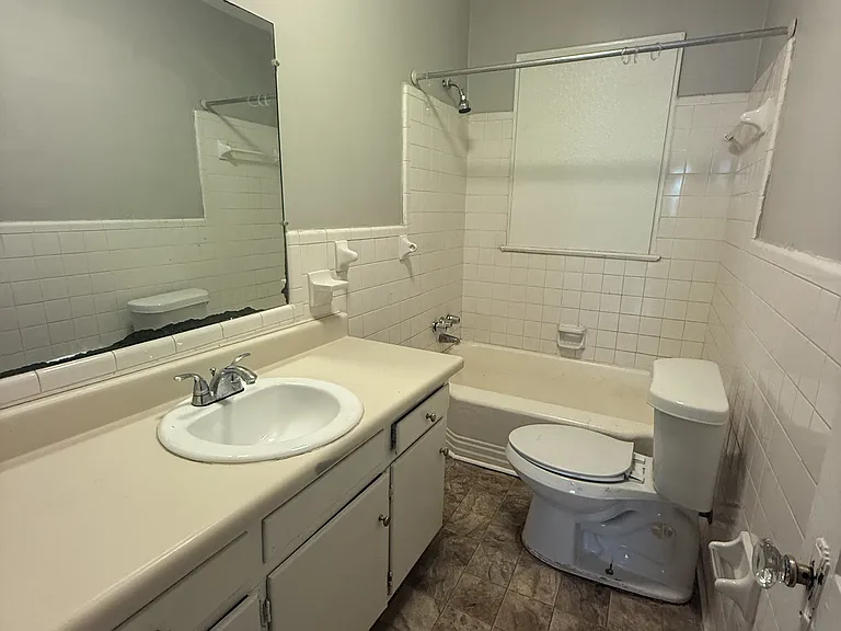332 Woodward Rd — Photo 4