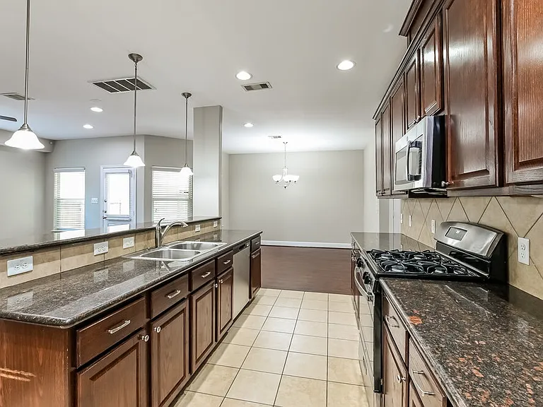 2403 Lacyberry St — Photo 7