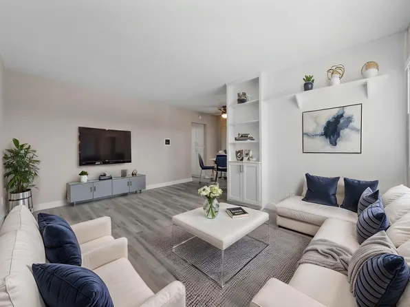 4488 37th St APT 8, San Diego, CA 92116