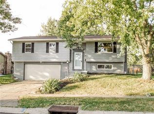 4999 Scothills Dr, Englewood, OH 45322